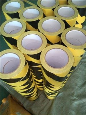 Băng PVC đánh dấu sàn